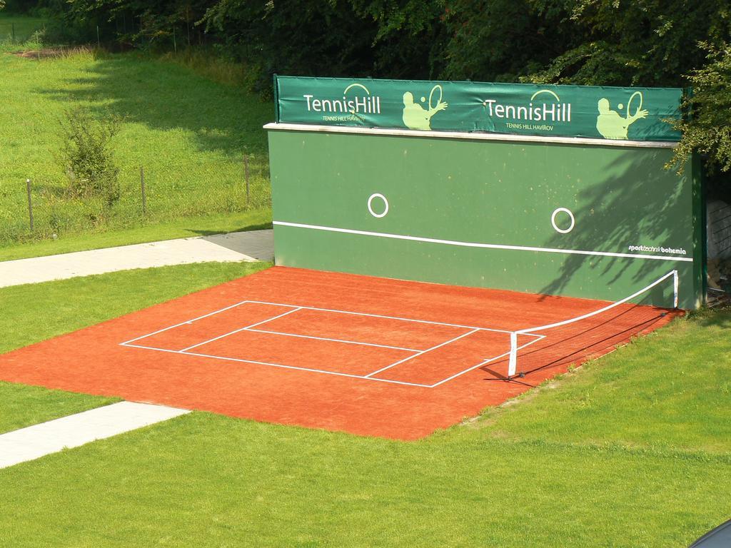 Tennishill Havirov 호텔 외부 사진